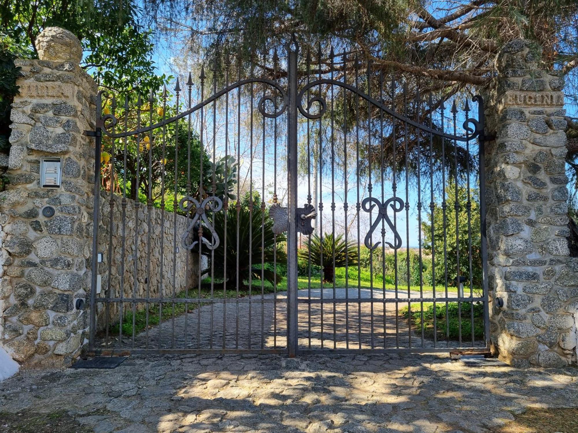 Villa Eugenia Тропея Экстерьер фото